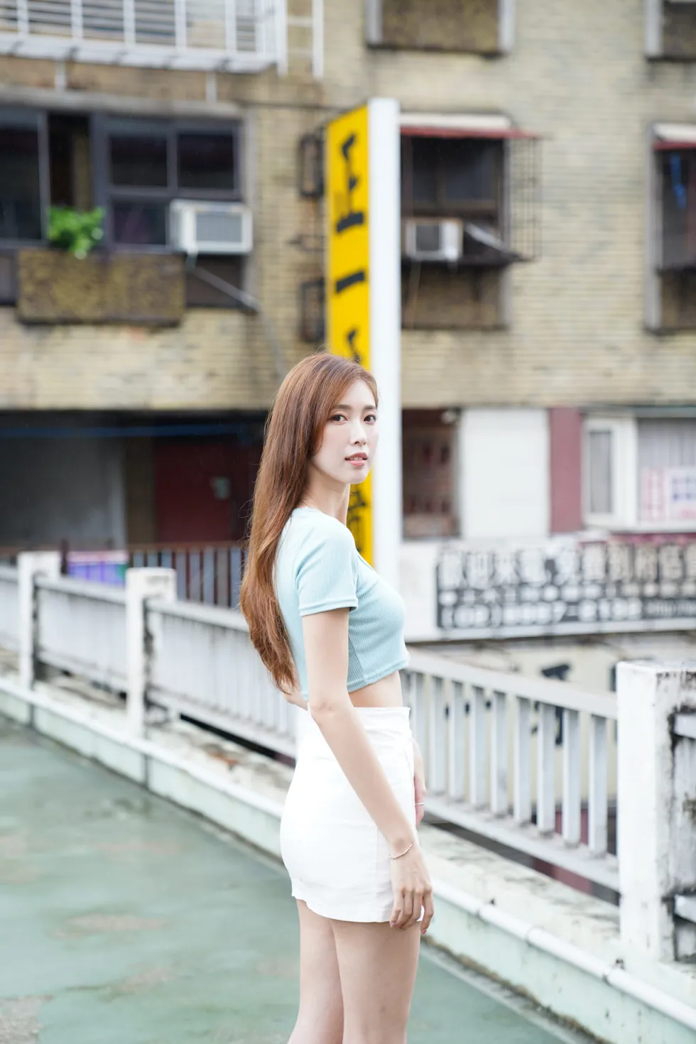 [Mzsock] NO.129 Liao Tingqi’s midriff-revealing short skirt shows off her beautiful legs street photography#[99P]-11