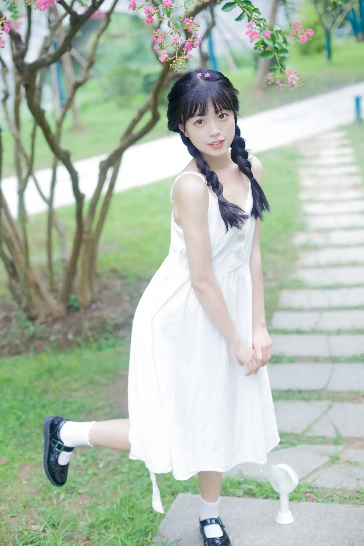 [YITUYU] 2022.08.15 Vol.1708 – Mountains and plains Cute bubbles#[28P]-9